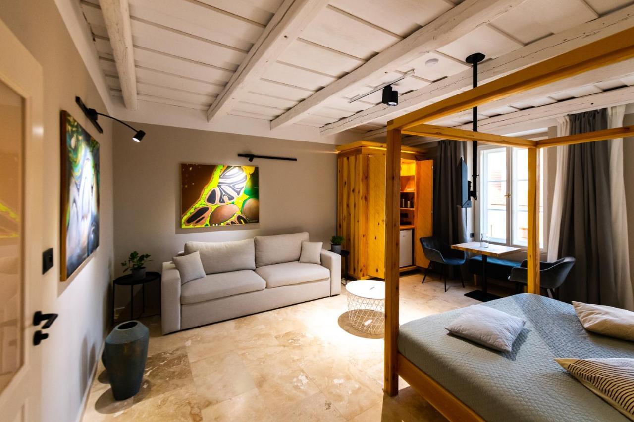 Hotel Desatero Mikulov Luaran gambar