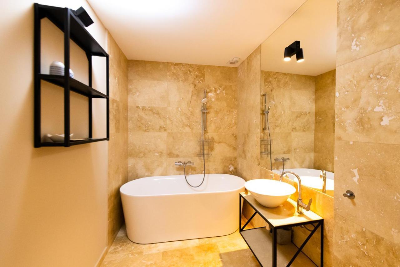 Hotel Desatero Mikulov Luaran gambar